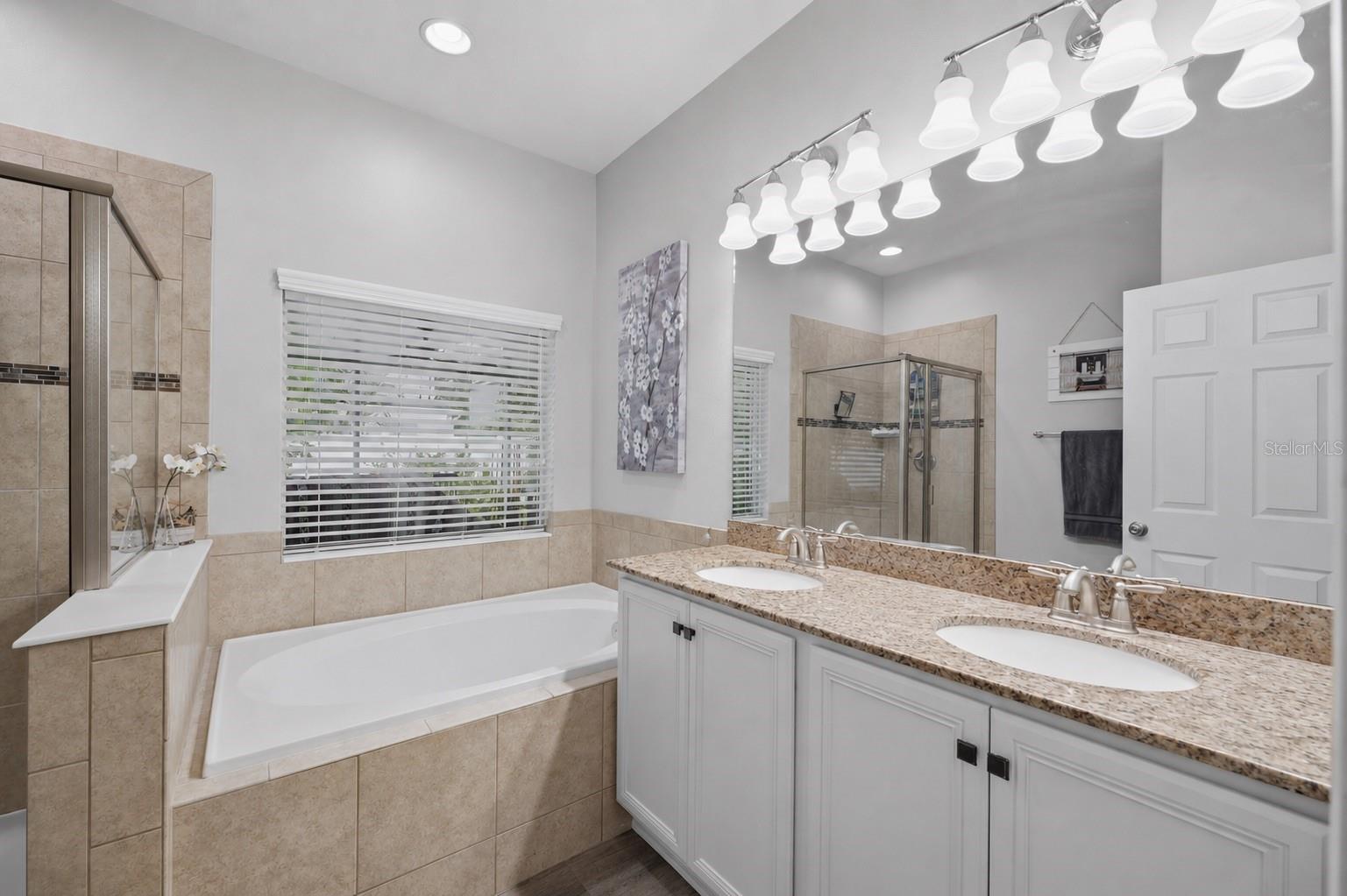 2814 MAPLE BROOK LOOP — photo 18