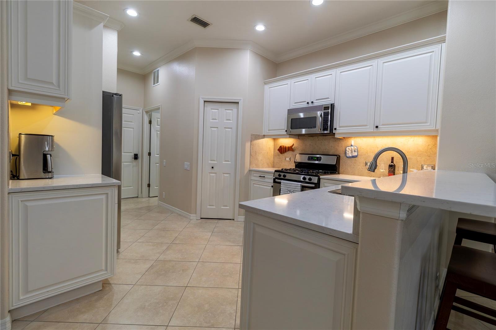 12709 PENGUIN DR — photo 19