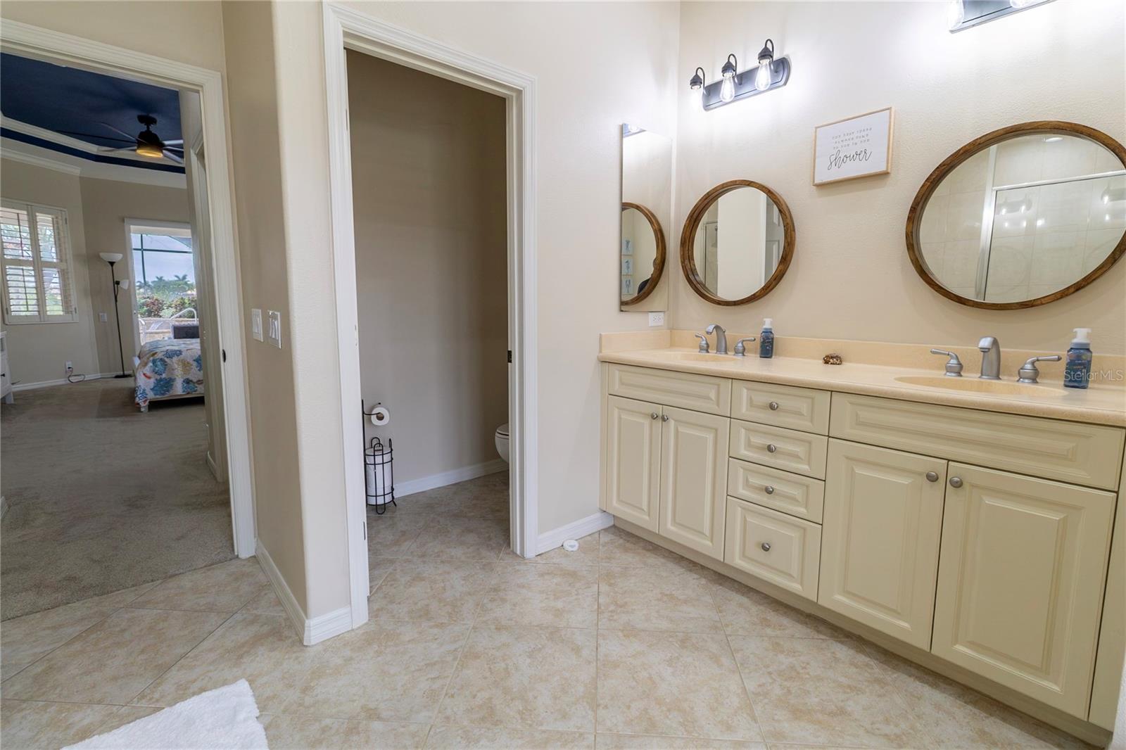 12709 PENGUIN DR — photo 33