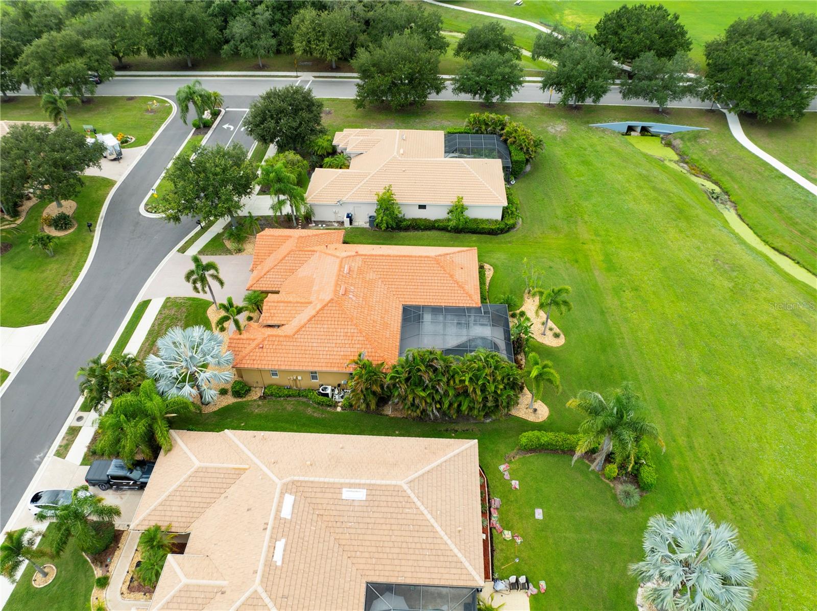 12709 PENGUIN DR — photo 8