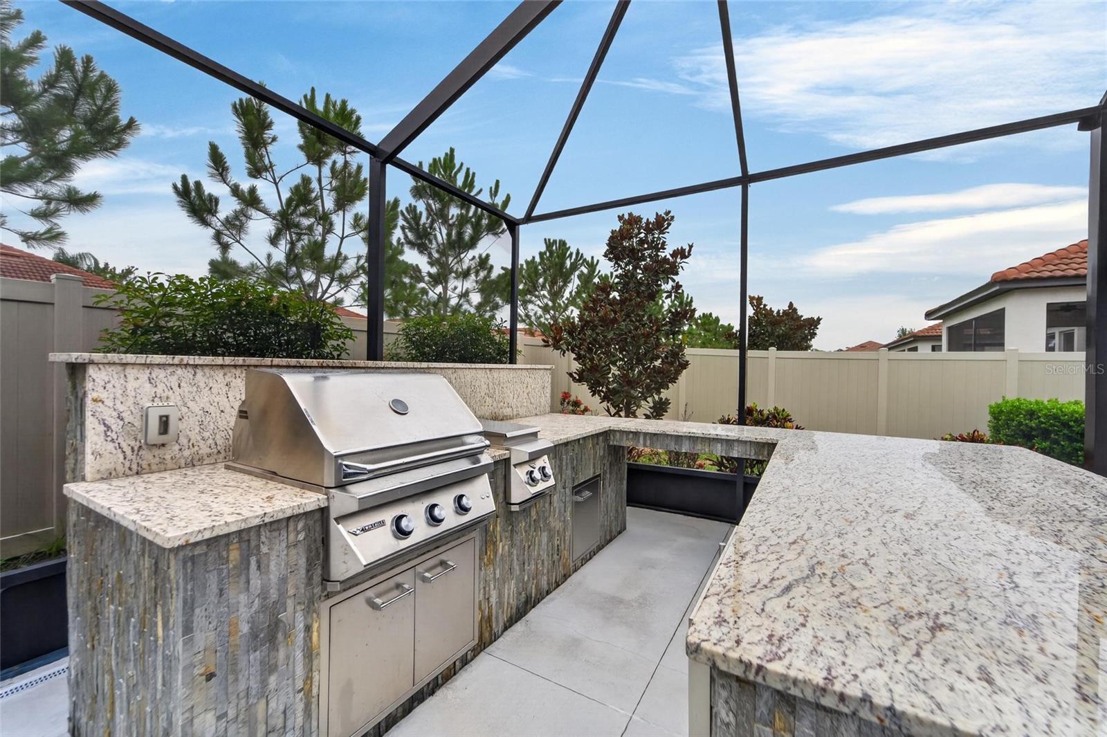 16817 WHISPER ELM ST — photo 45