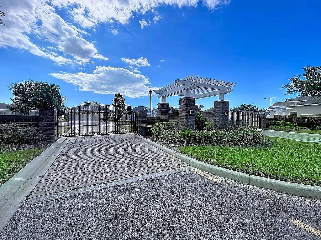 14530 BALLOCH DR — photo 16