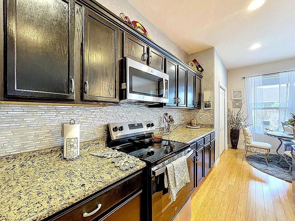 14530 BALLOCH DR — photo 37