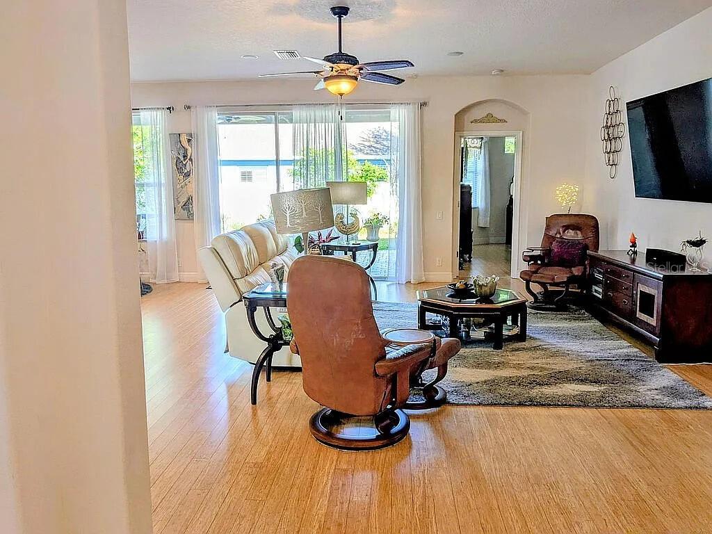 14530 BALLOCH DR — photo 31
