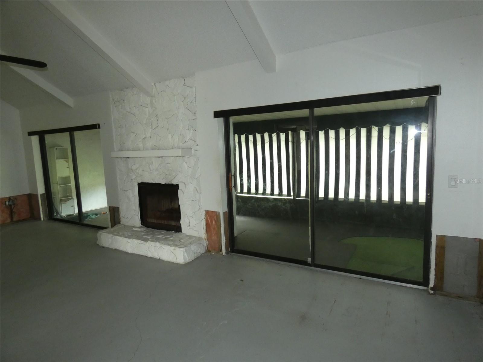 6730 BEACH BLVD — photo 10
