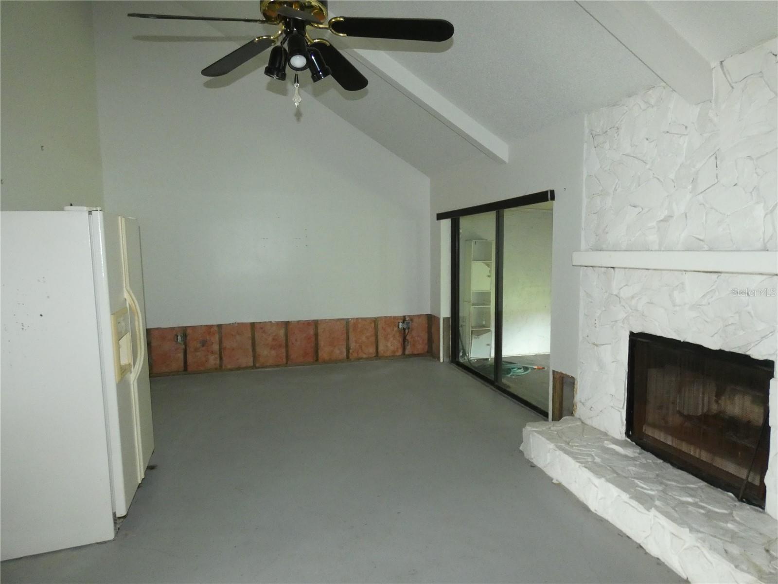 6730 BEACH BLVD — photo 8
