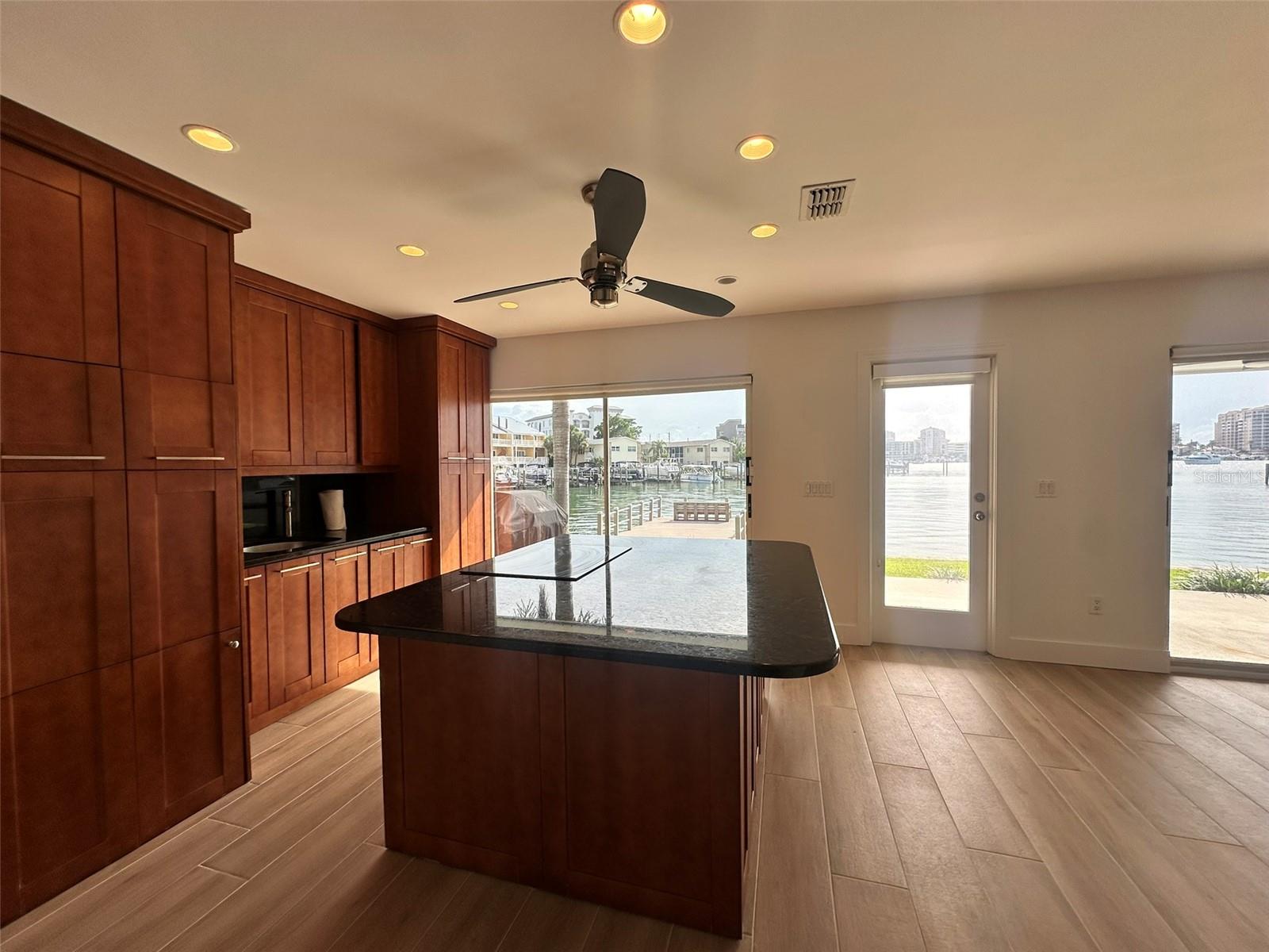 400 LARBOARD WAY #105 — photo 7