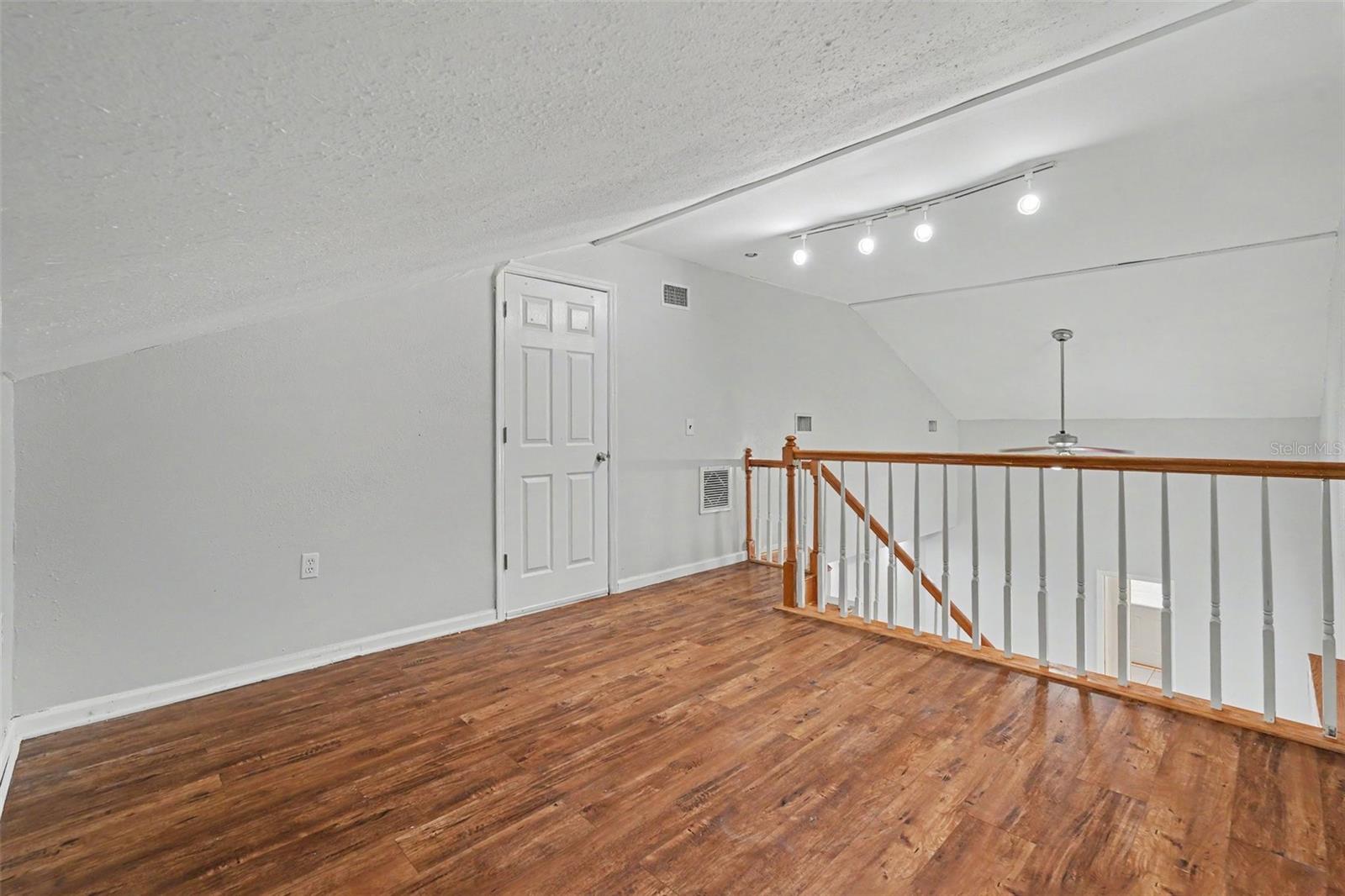 10906 AUTUMN OAK PL — photo 20