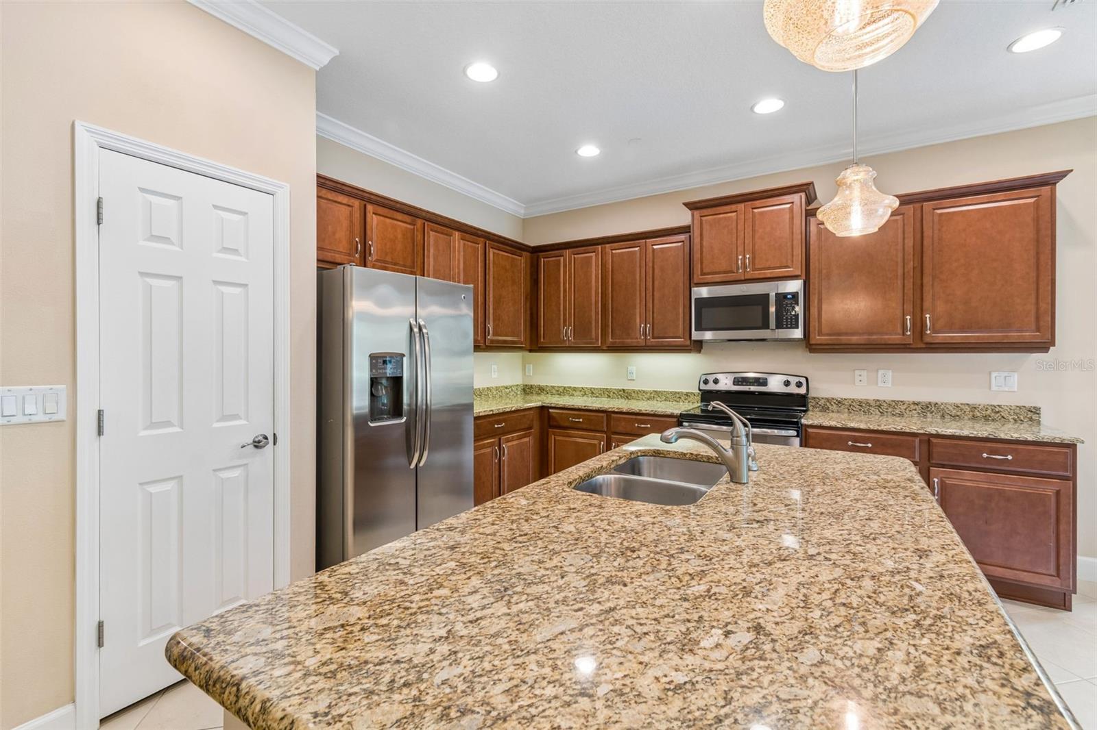 2304 OAKLEY GREEN DR #61 — photo 31
