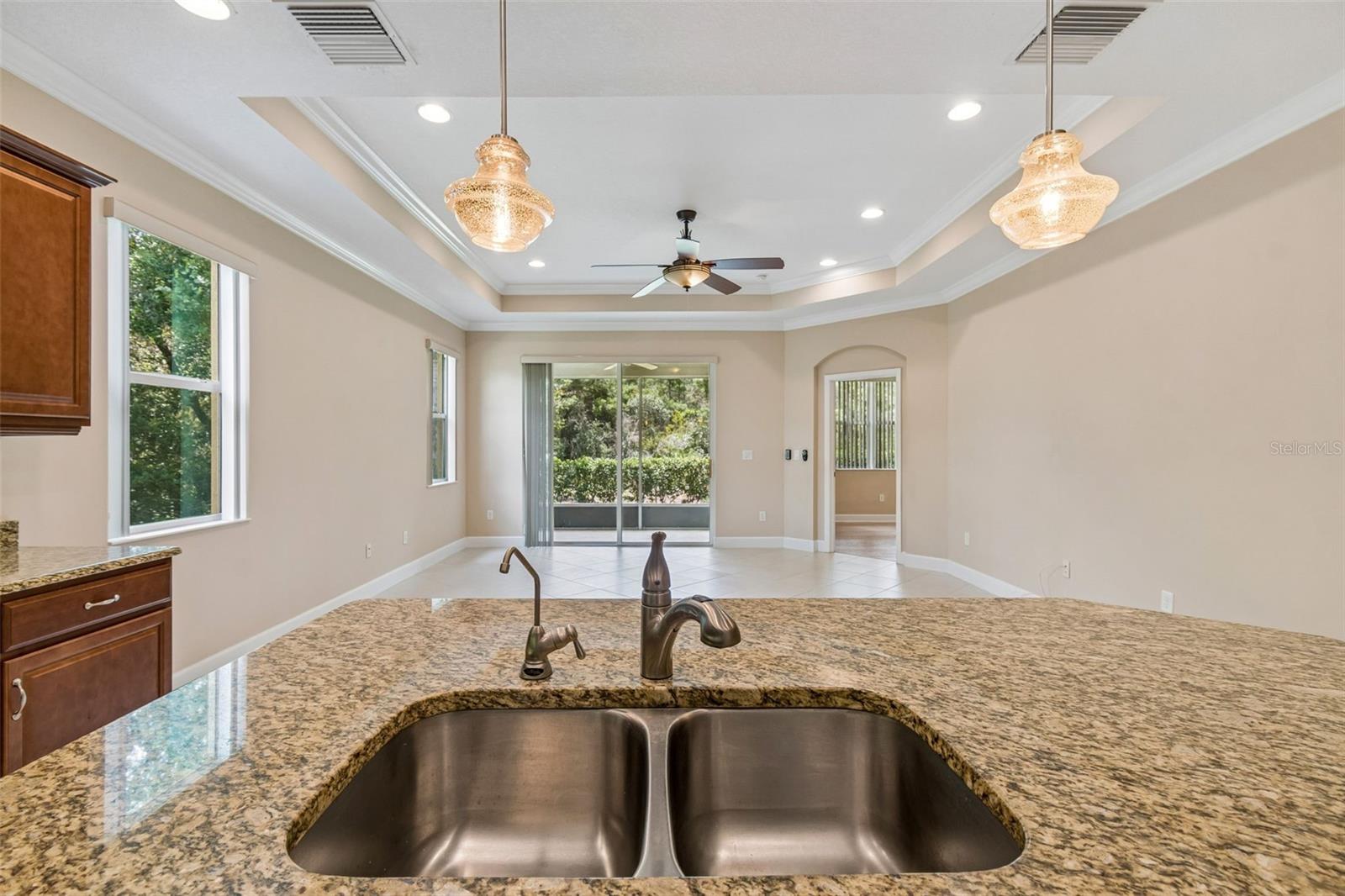 2304 OAKLEY GREEN DR #61 — photo 40