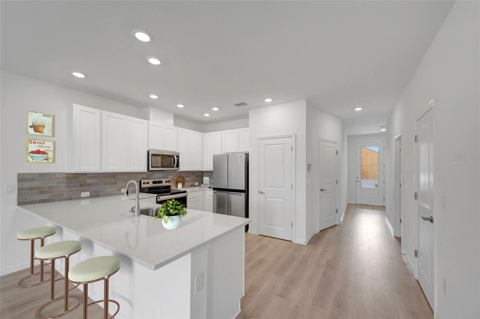 6416 JENSEN VIEW AVE — photo 3