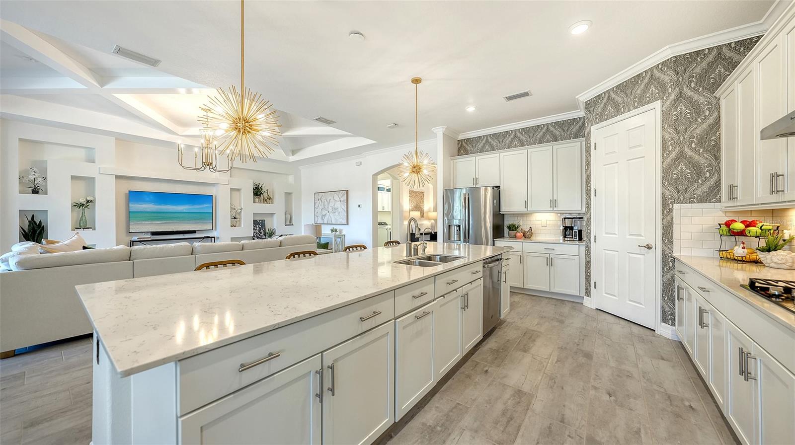 7005 WHITTLEBURY TRL — photo 22