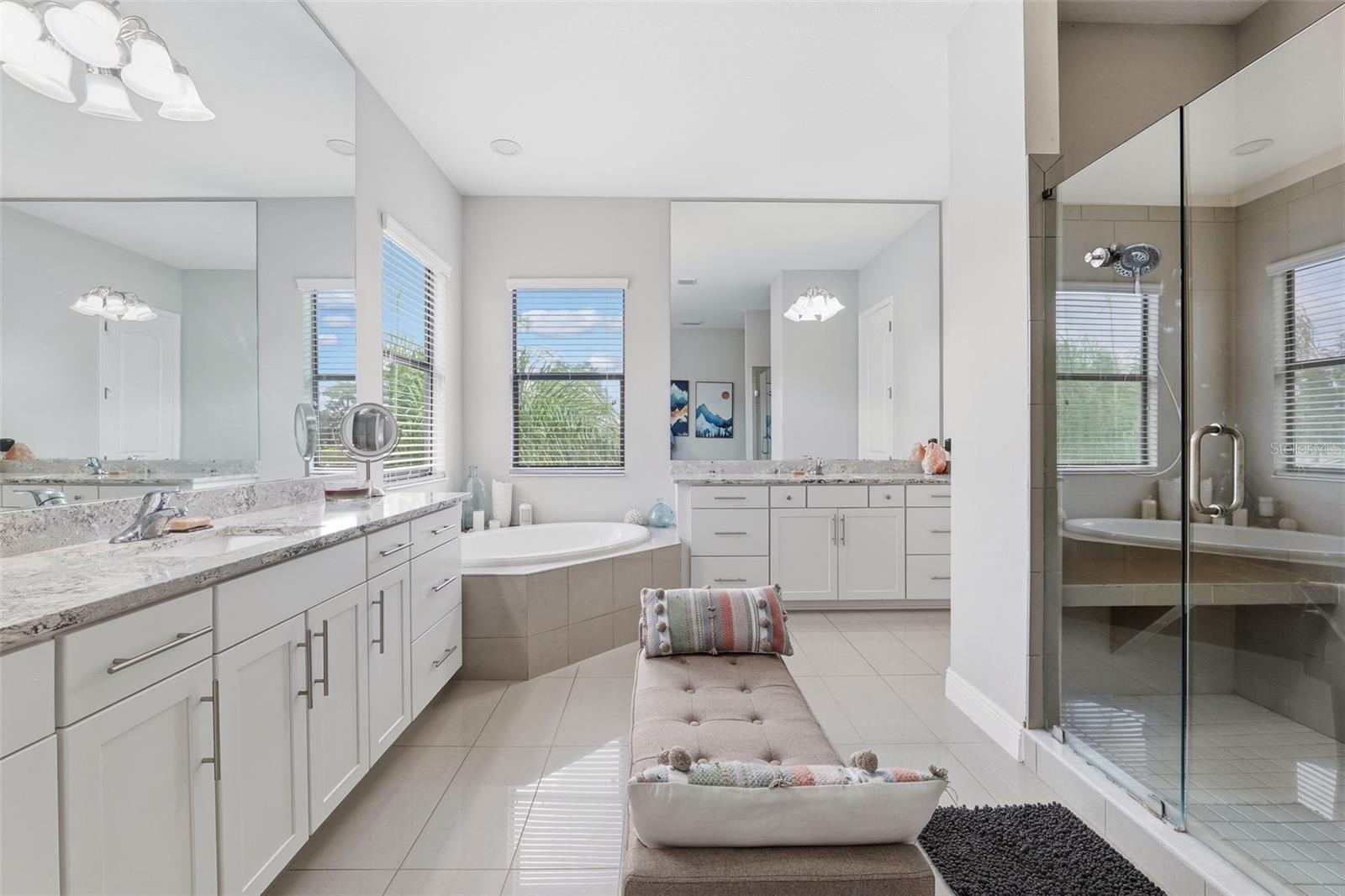 5167 LAKECASTLE DR — photo 31