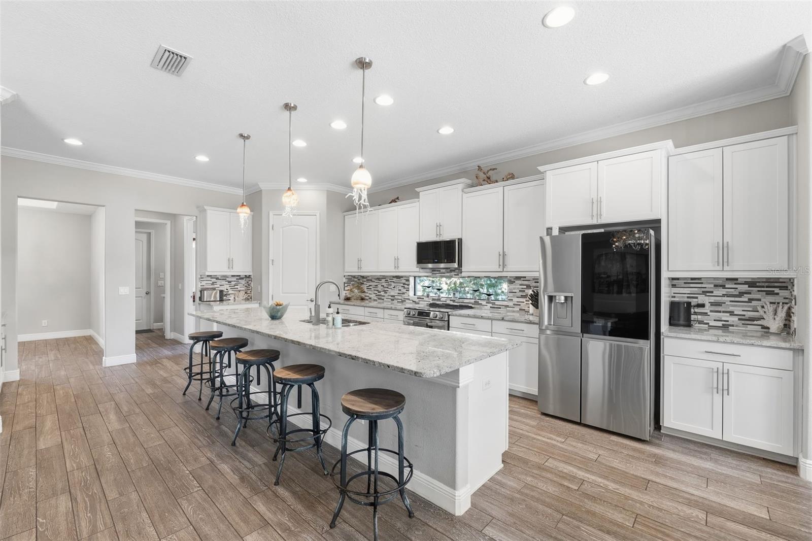 5167 LAKECASTLE DR — photo 7