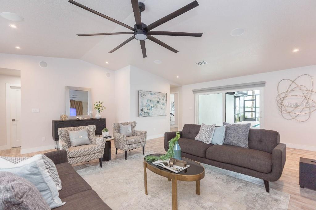 306 BUTTONWOOD LN — photo 25