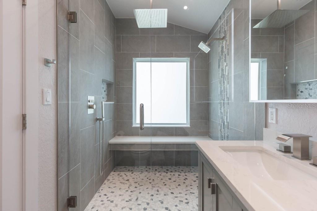 306 BUTTONWOOD LN — photo 8