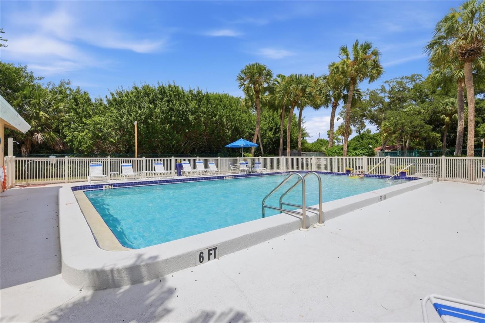 5063 VILLAGE GARDENS DR #9 — photo 35