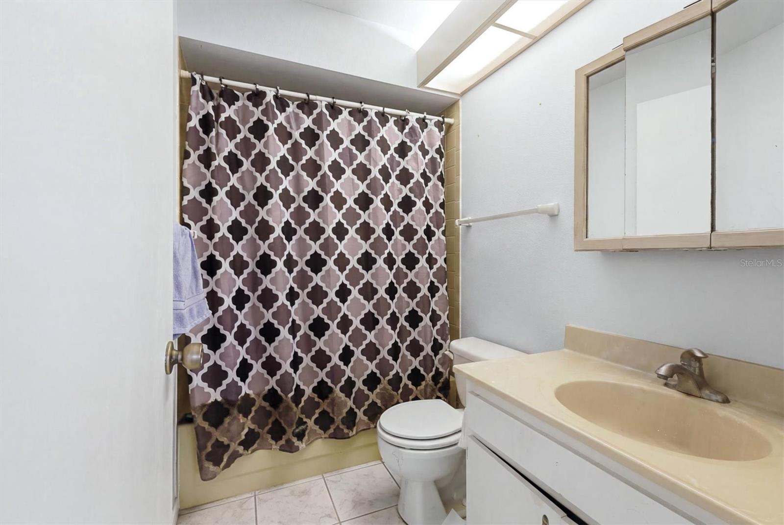 5063 VILLAGE GARDENS DR #9 — photo 20