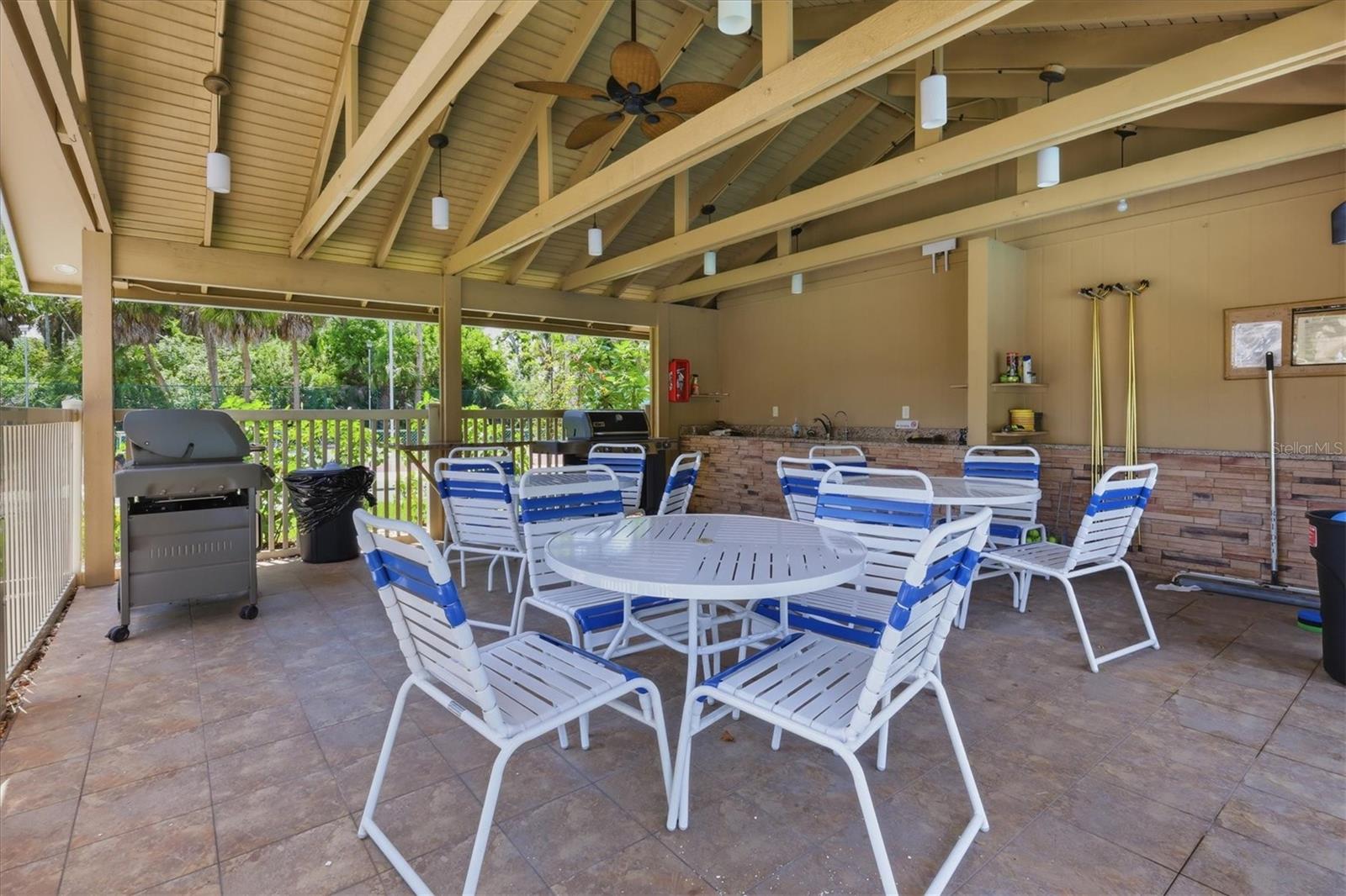 5063 VILLAGE GARDENS DR #9 — photo 33