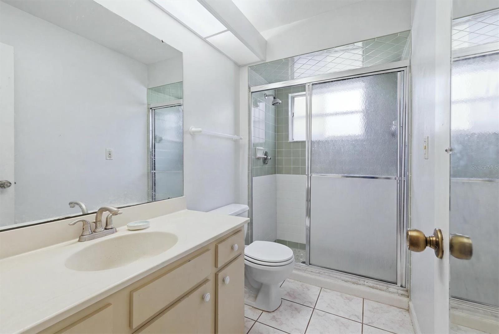 5063 VILLAGE GARDENS DR #9 — photo 17