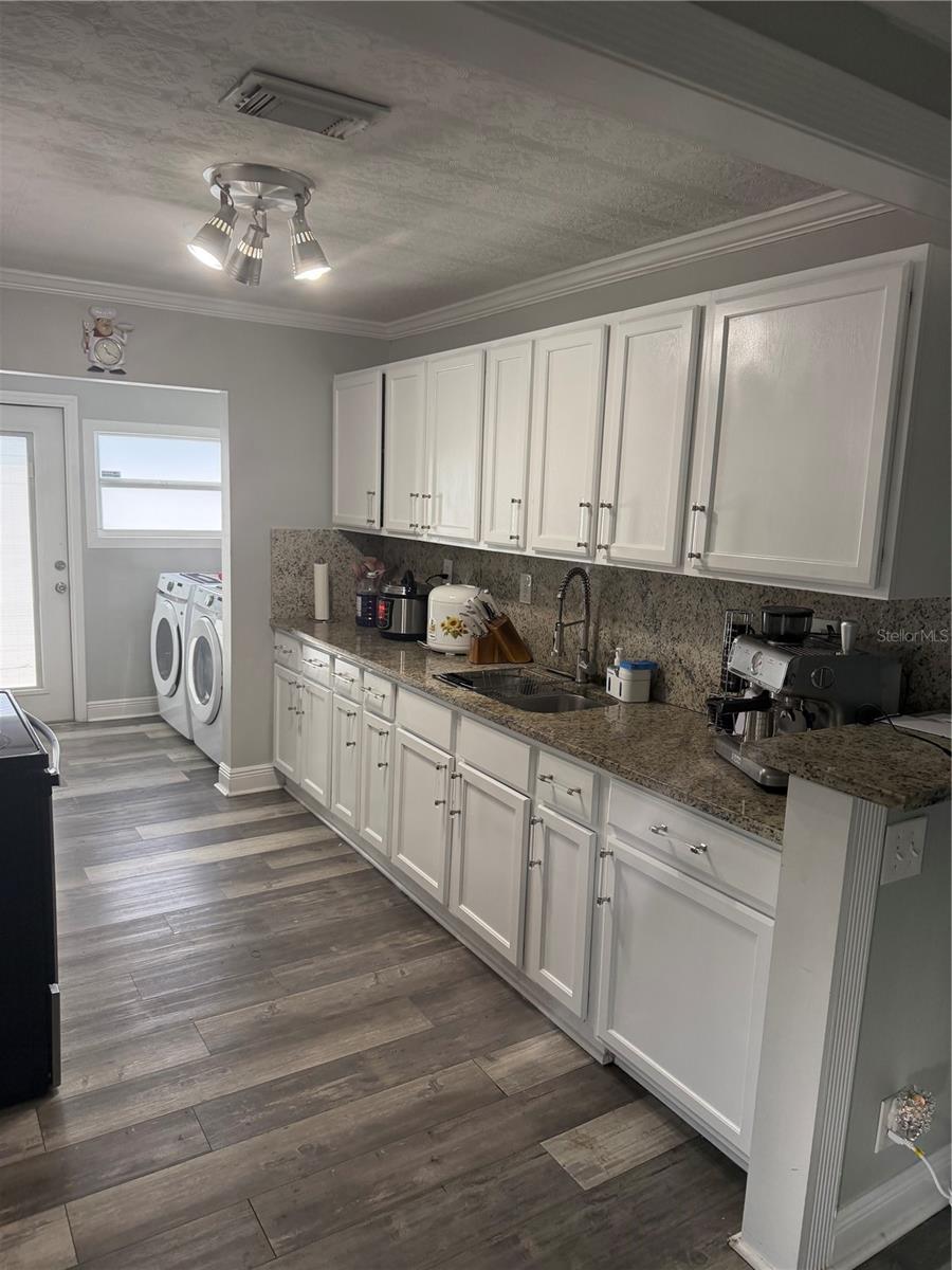 4519 EDEN ROCK RD — photo 8