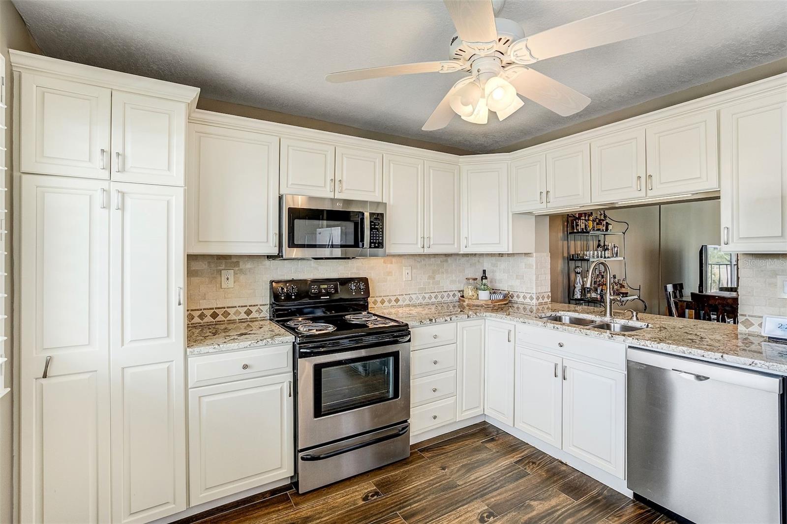 1581 GULF BLVD #203N — photo 6
