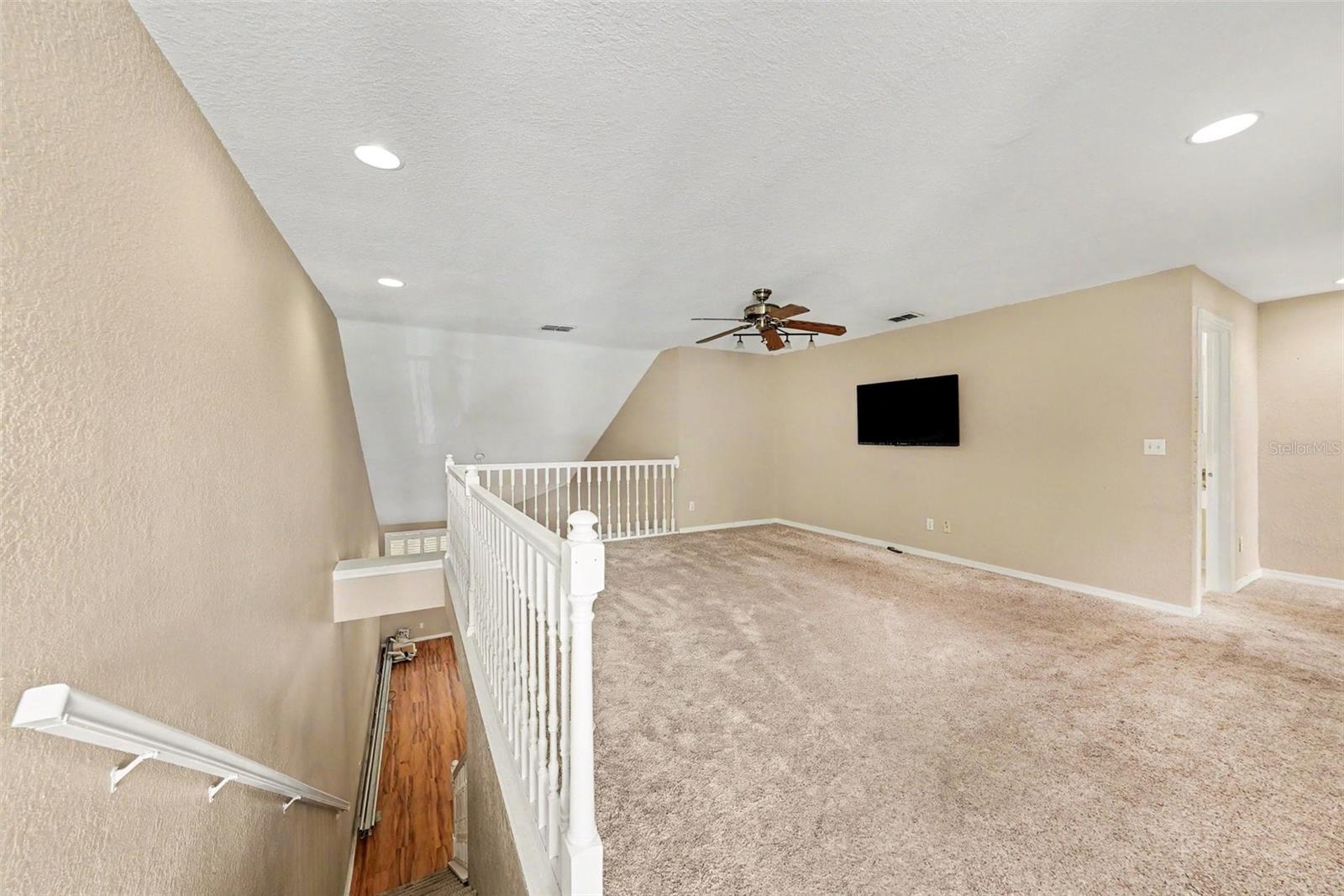 1050 STARKEY RD #2403 — photo 19