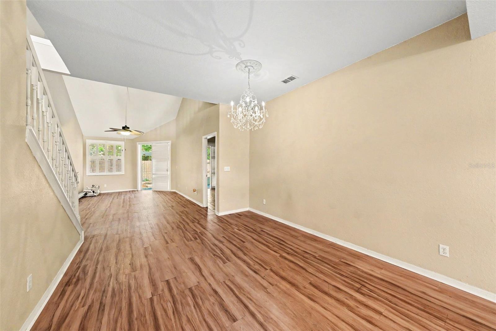 1050 STARKEY RD #2403 — photo 8
