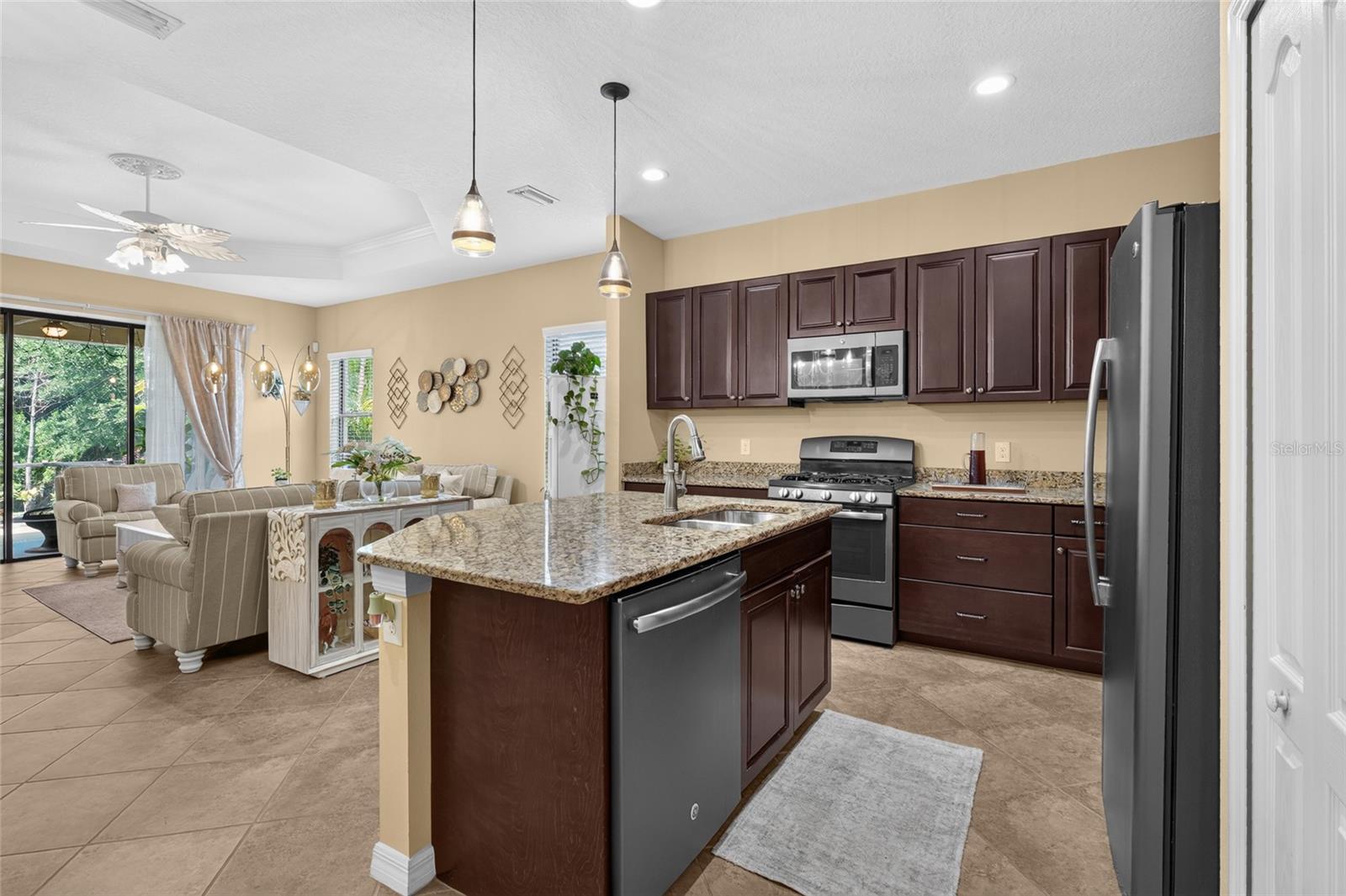 11417 OKALOOSA DR — photo 2