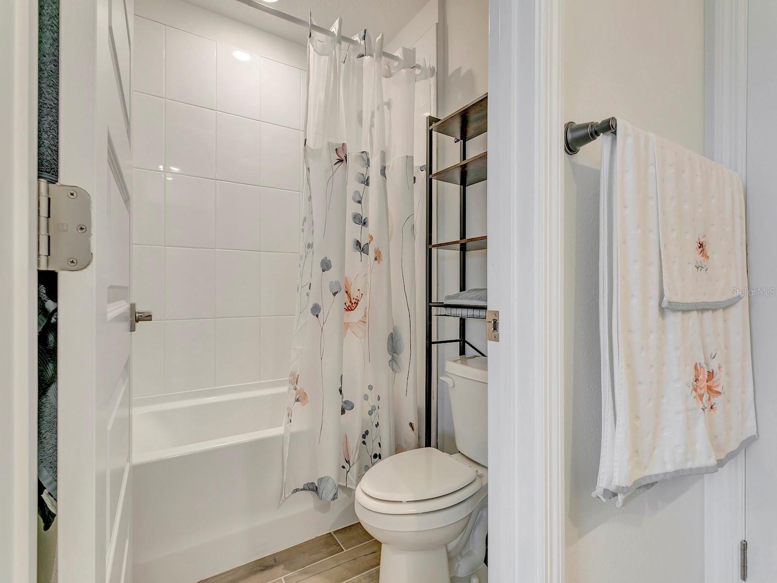 7008 NORRIS LANDING PL — photo 49