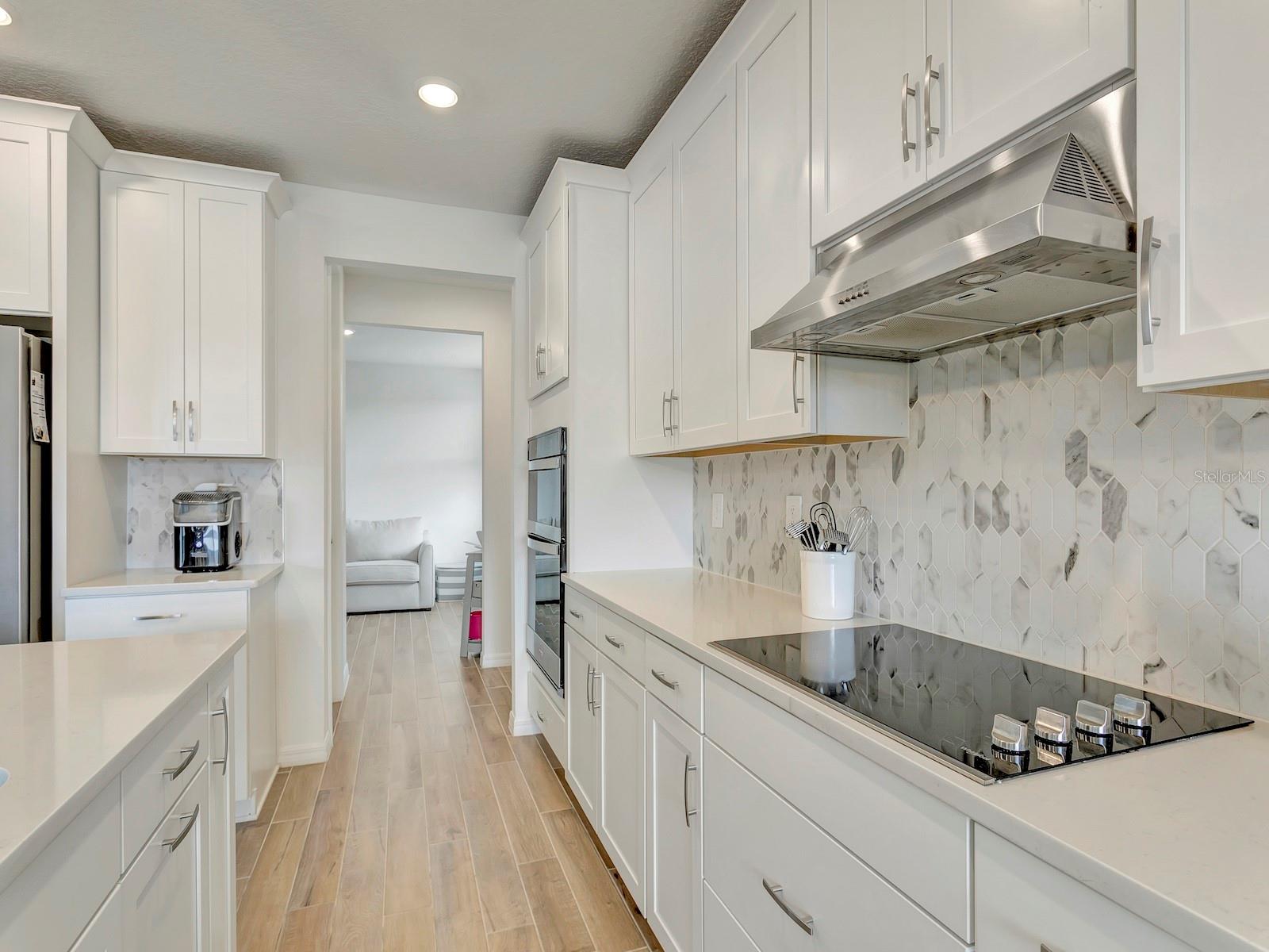 7008 NORRIS LANDING PL — photo 40
