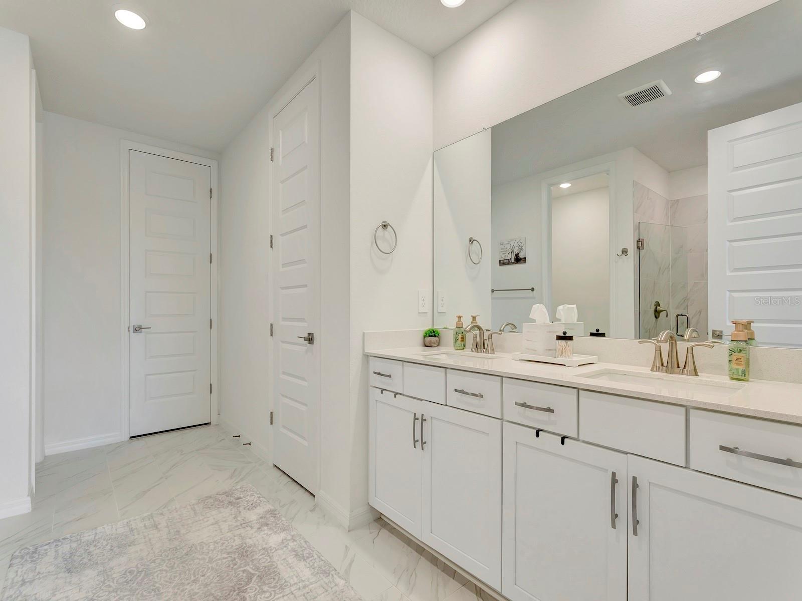 7008 NORRIS LANDING PL — photo 15