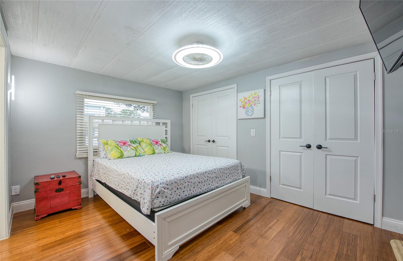 407 DOLPHIN DR S — photo 19