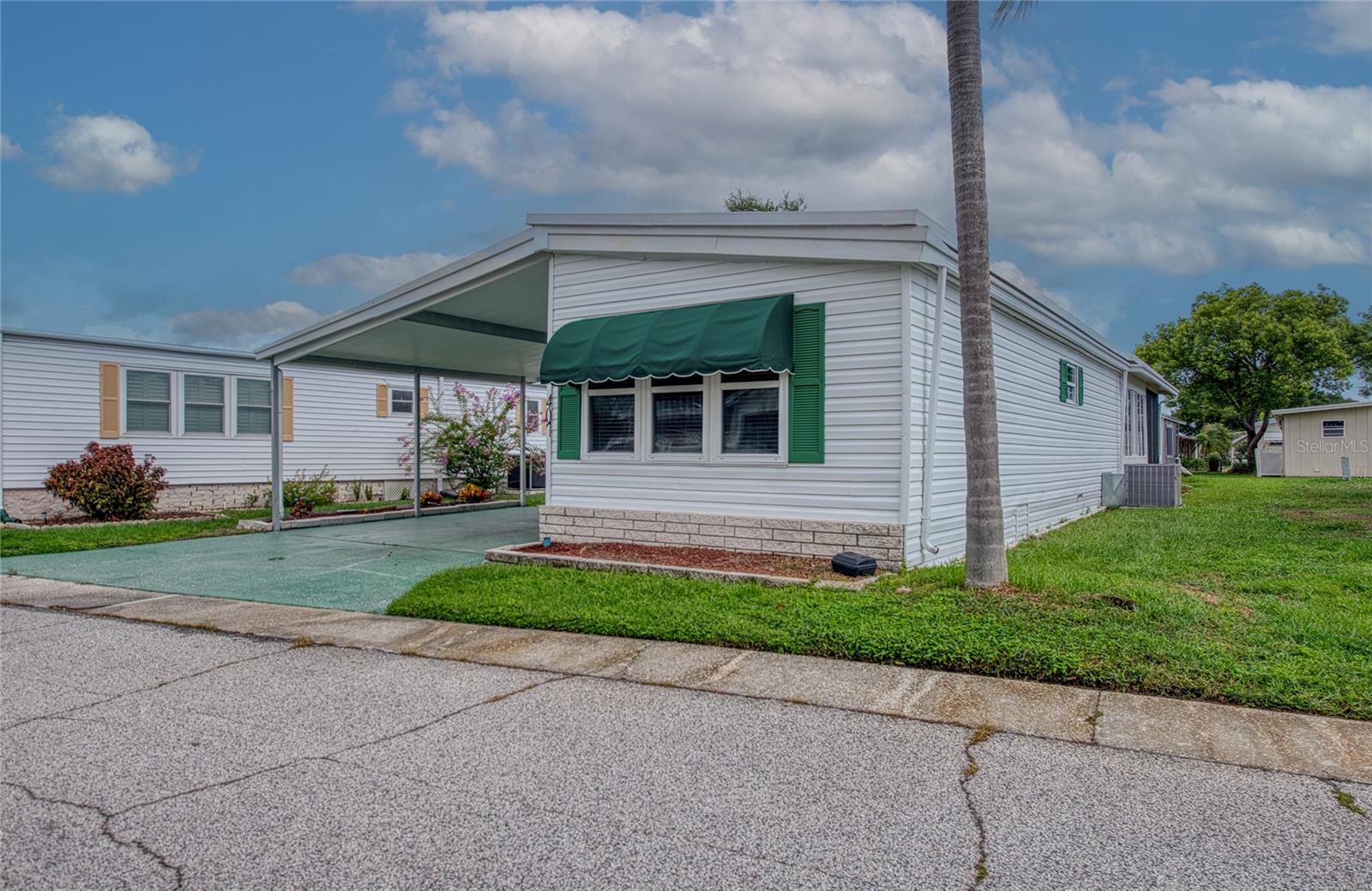 407 DOLPHIN DR S — photo 32