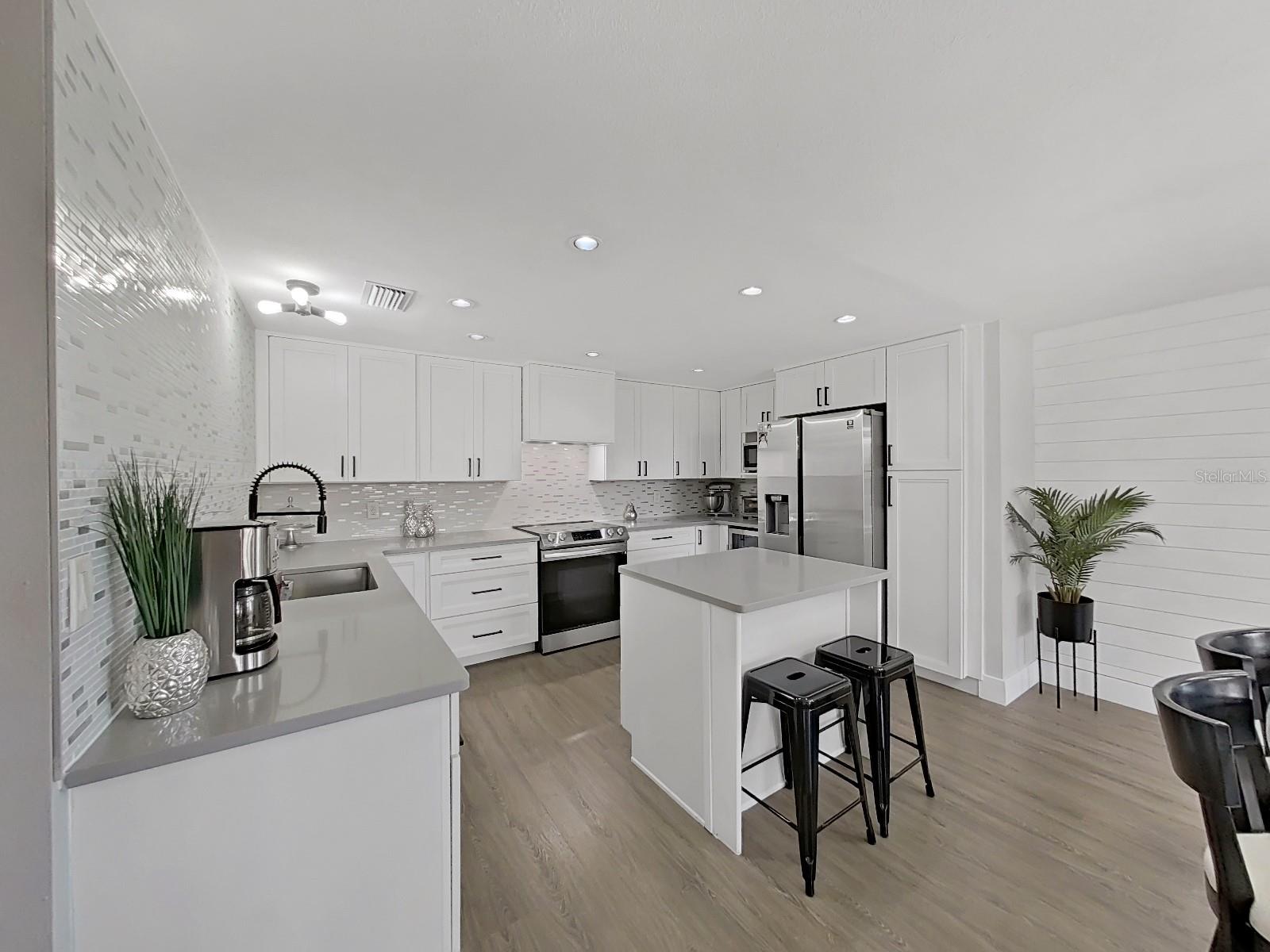 150 BELLEVIEW BLVD #106 — photo 7