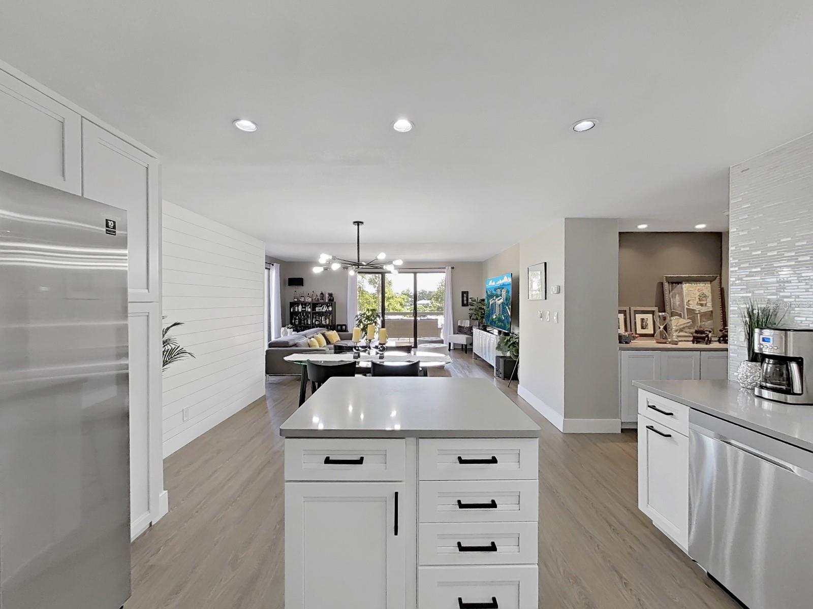 150 BELLEVIEW BLVD #106 — photo 11
