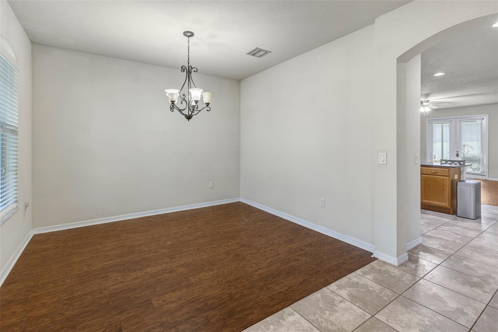 2206 VIA CORTONA ST — photo 8
