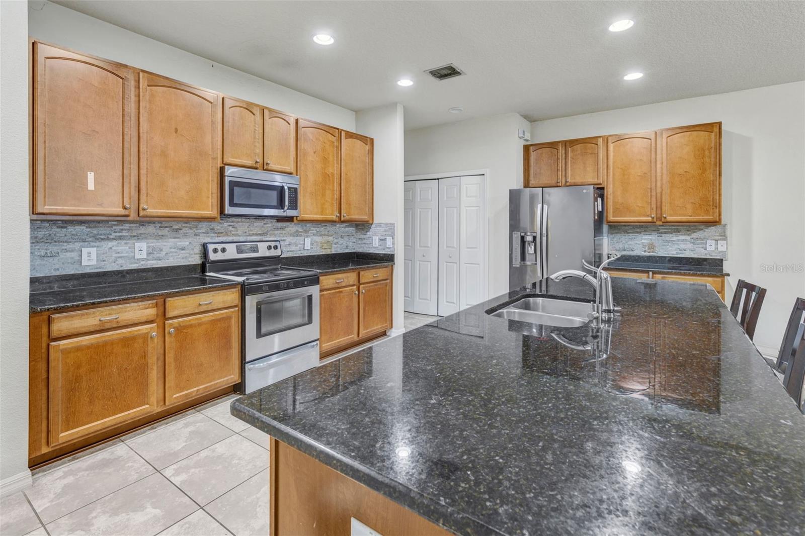 2206 VIA CORTONA ST — photo 11