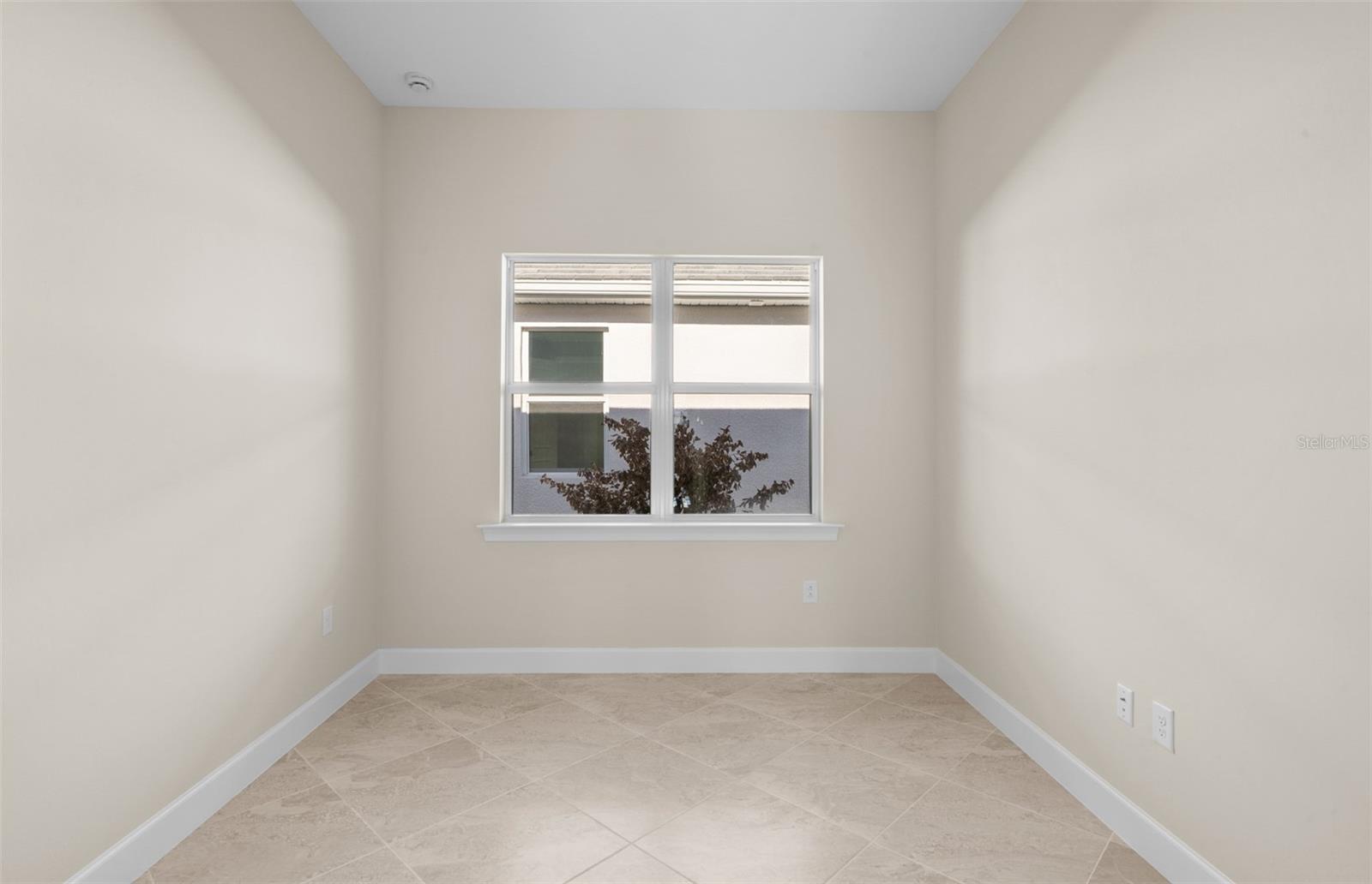 7621 FULHAM AVE — photo 12