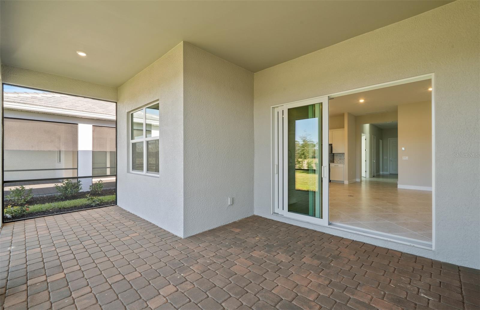 7621 FULHAM AVE — photo 26