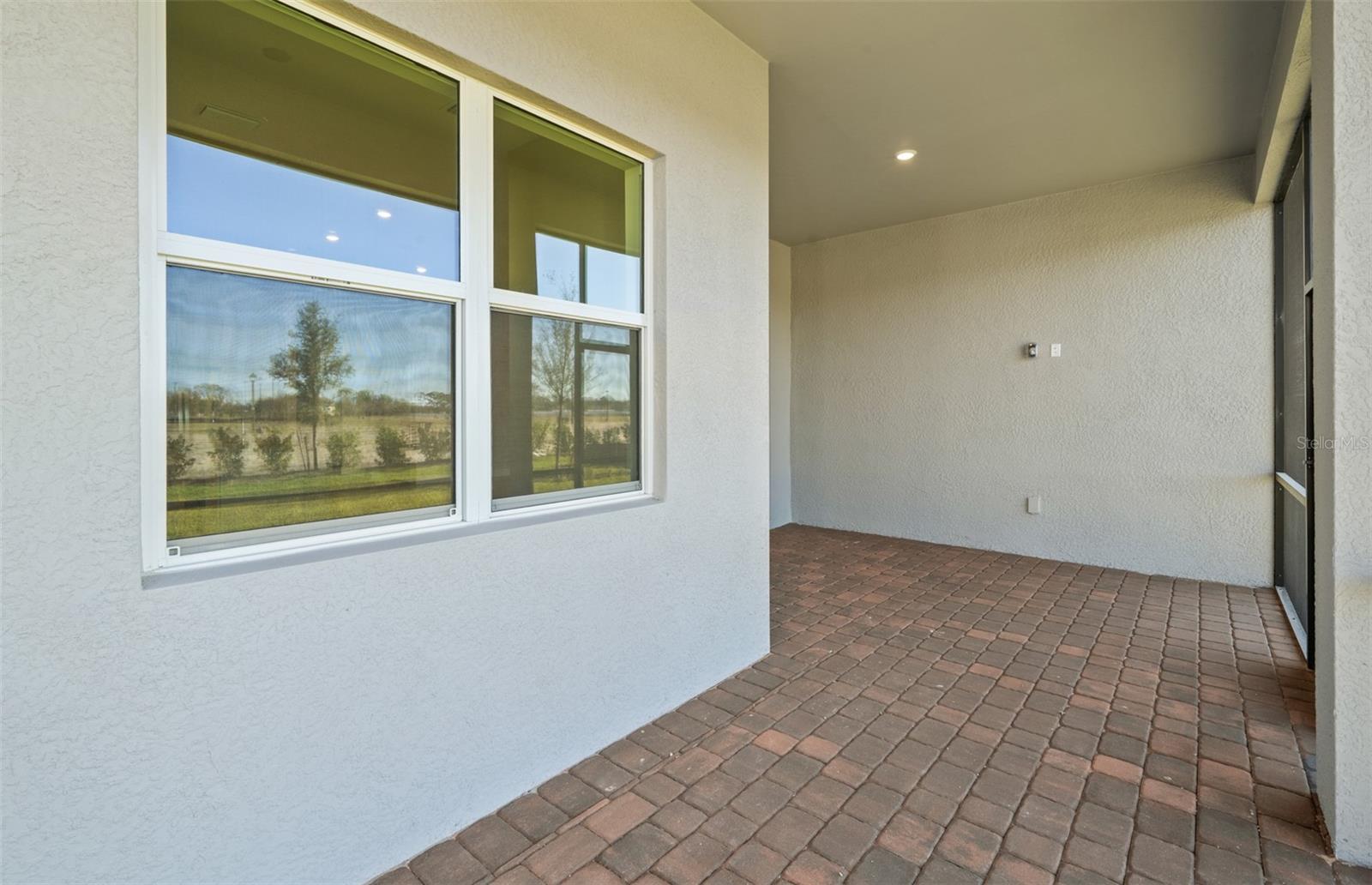 7621 FULHAM AVE — photo 28