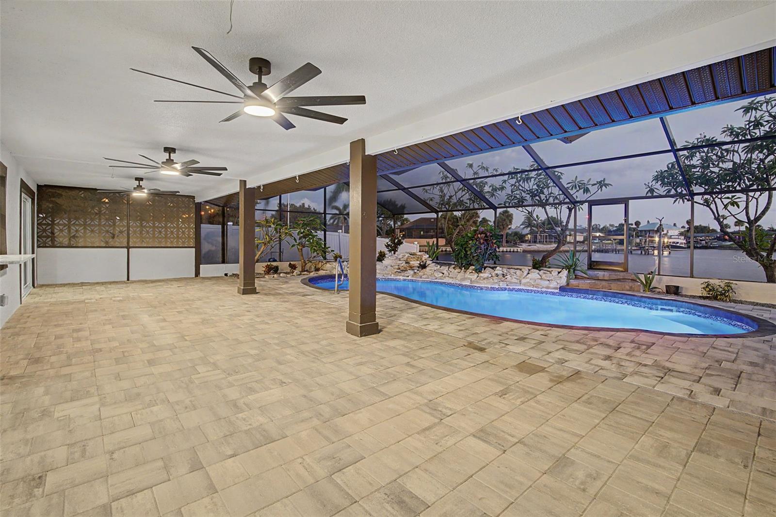 728 SPANISH MAIN DR — photo 84