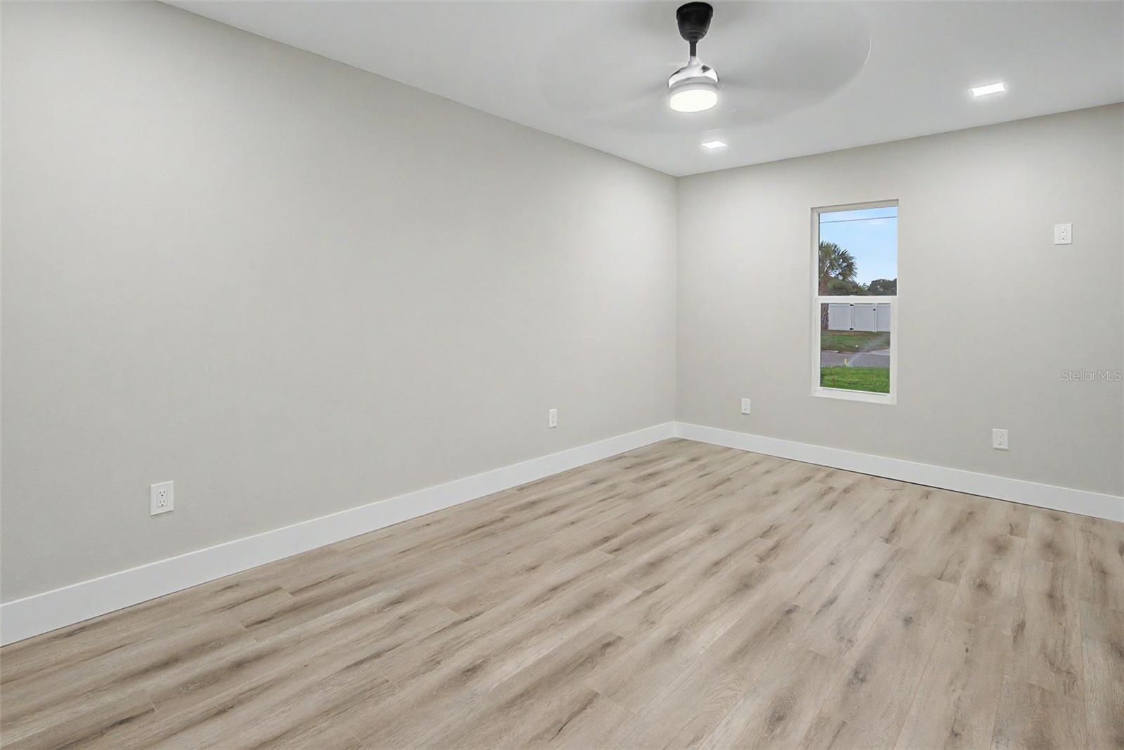728 SPANISH MAIN DR — photo 43