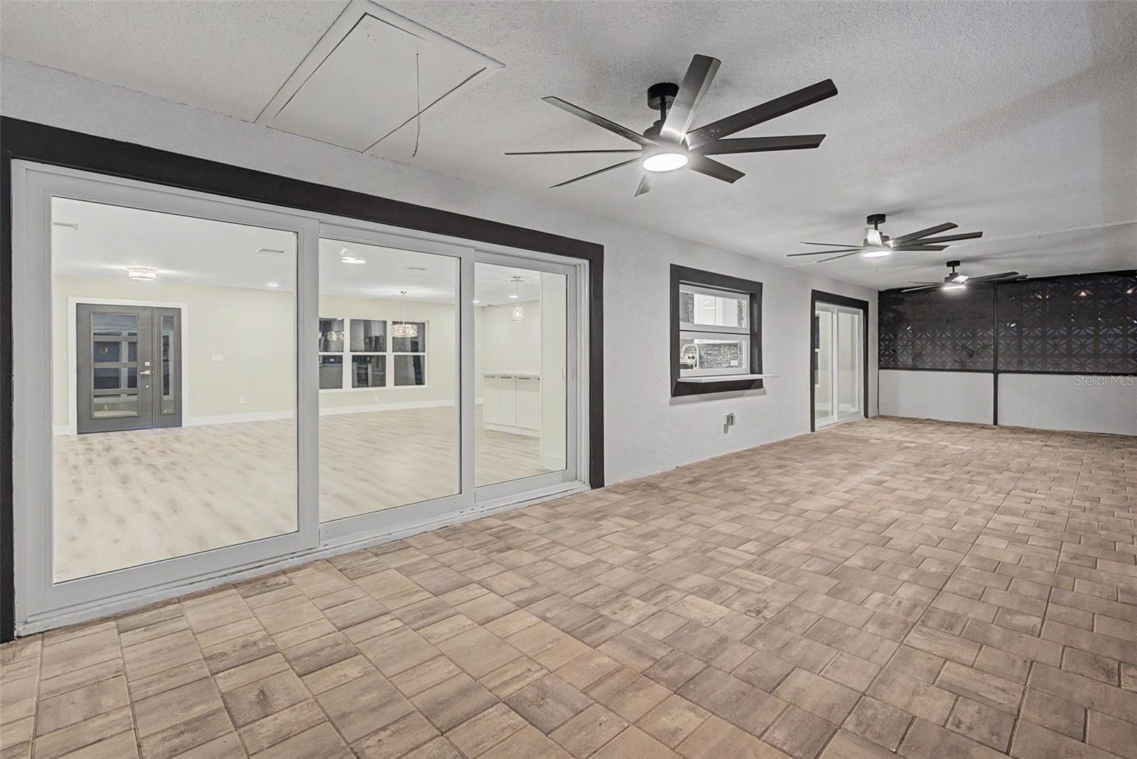 728 SPANISH MAIN DR — photo 31
