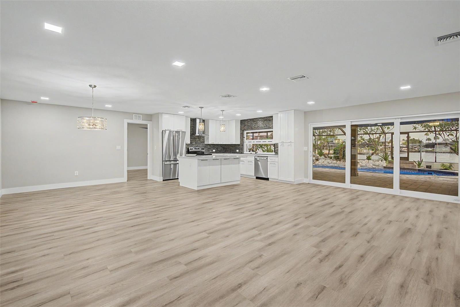 728 SPANISH MAIN DR — photo 49