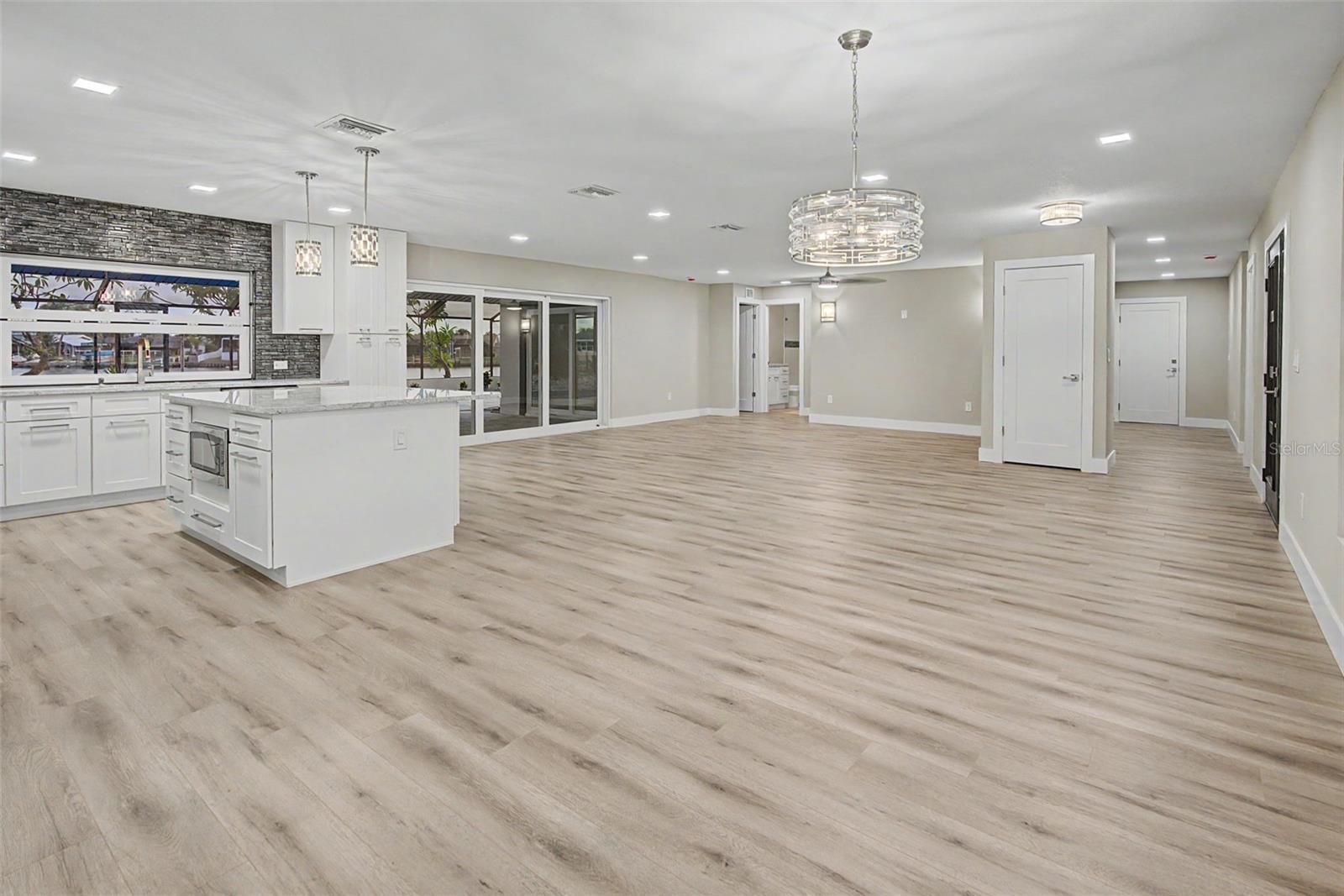 728 SPANISH MAIN DR — photo 5