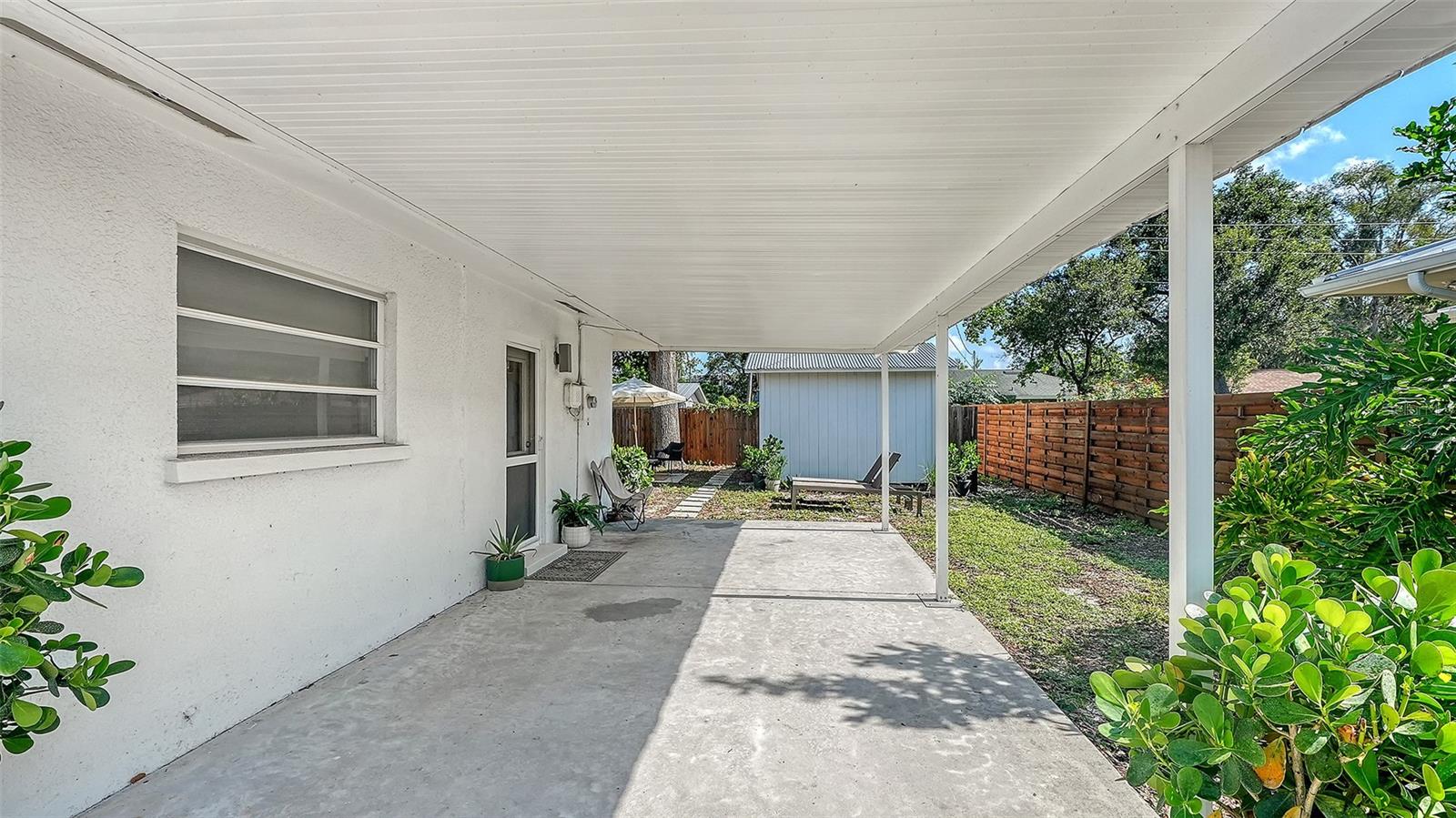 2719 TEMPLE ST — photo 40