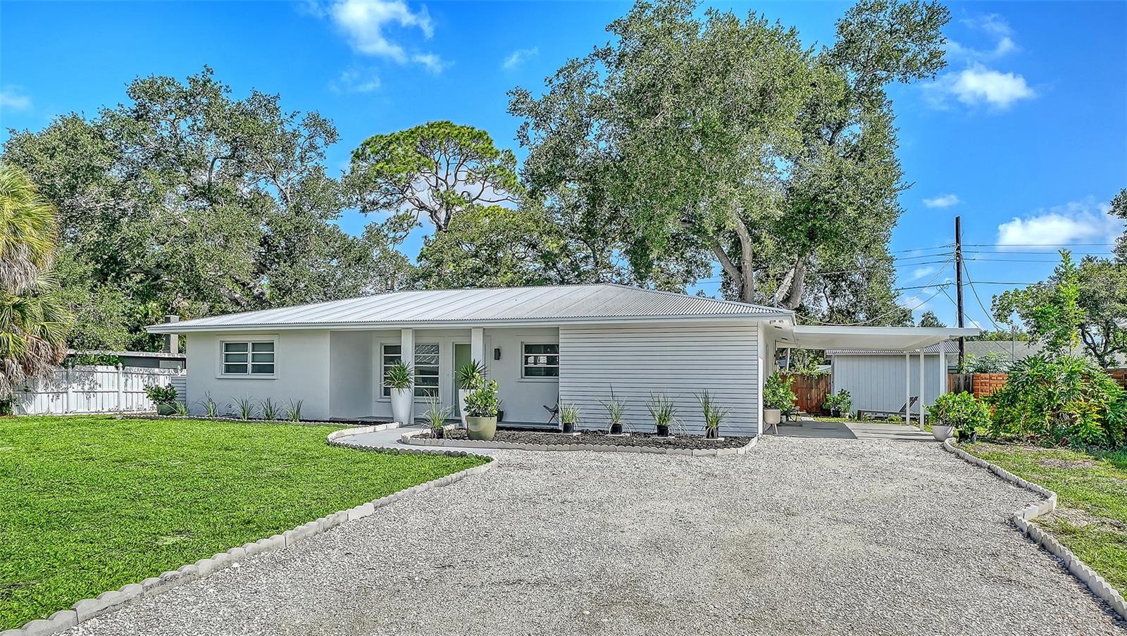 2719 TEMPLE ST — photo 41