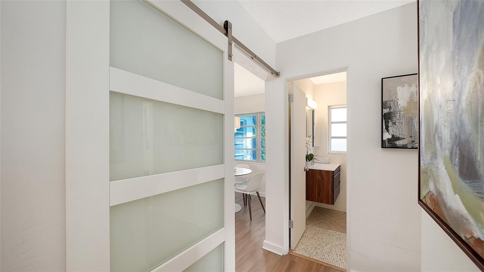 2719 TEMPLE ST — photo 18
