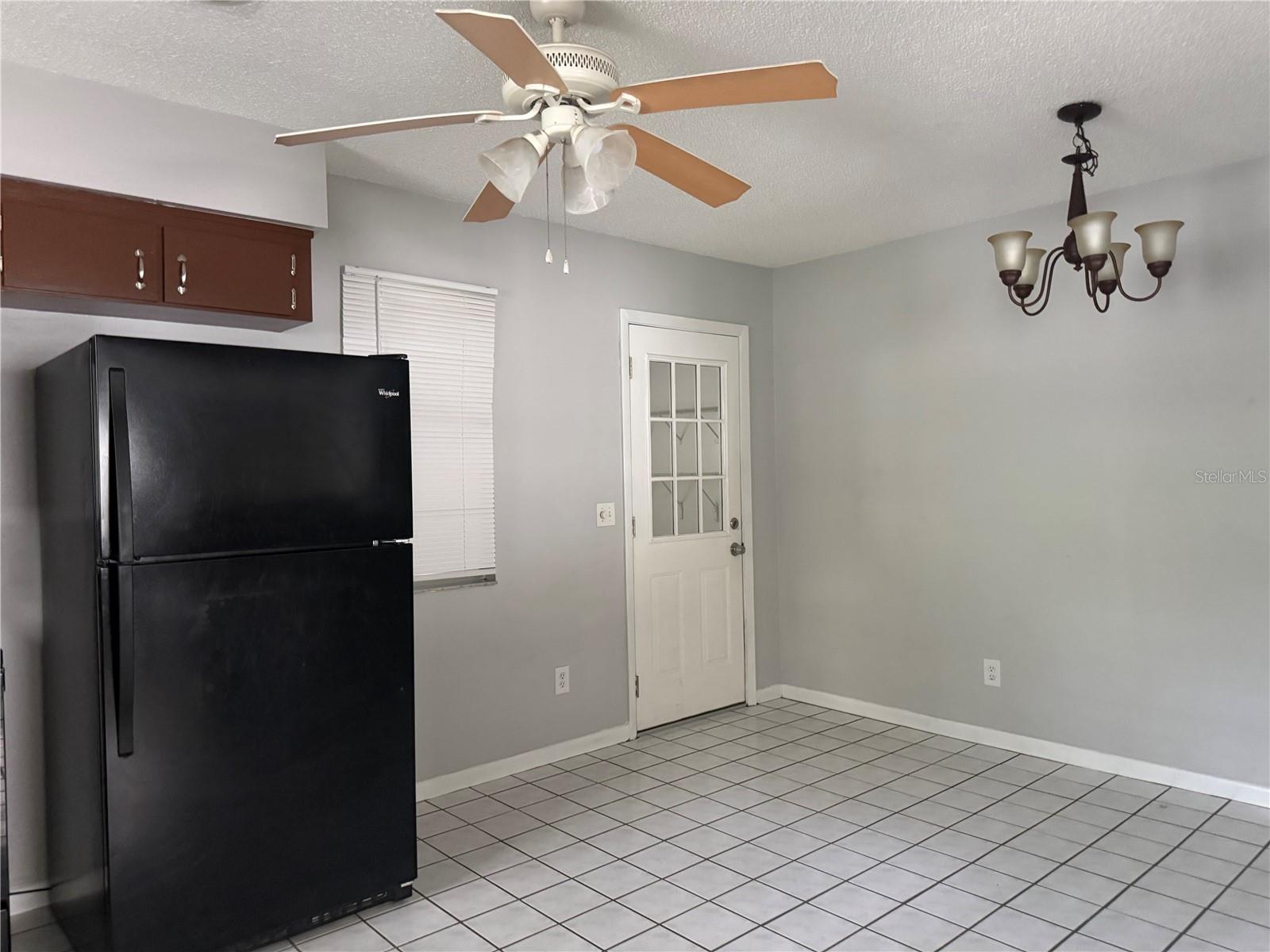 39648 MEADOWOOD LOOP — photo 11